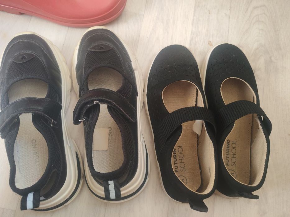 Продам обувь для девочки