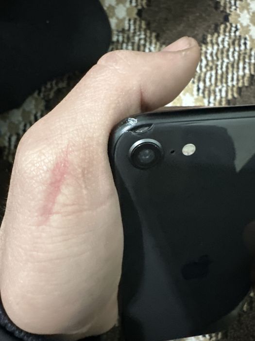 Iphone se 2020 срочна сотилади