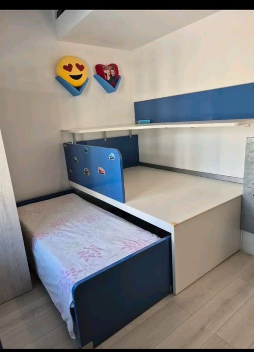 Pat camera copii  Ipotești