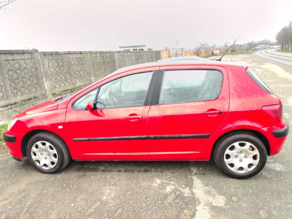 Vand Peugeot an fabricatie 2004 145188 KM REALI !