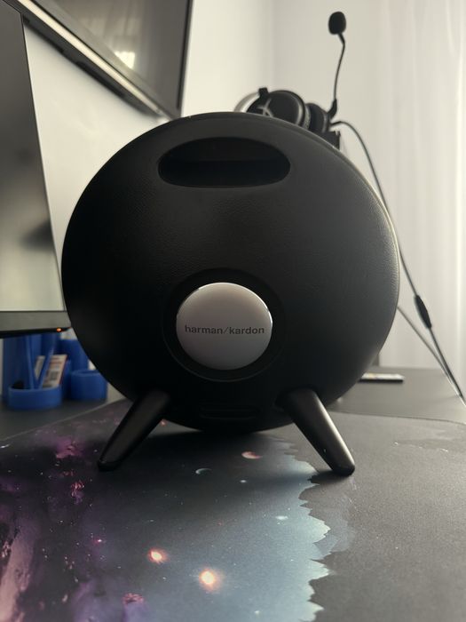 Harman/Kardon  onyx studio 3