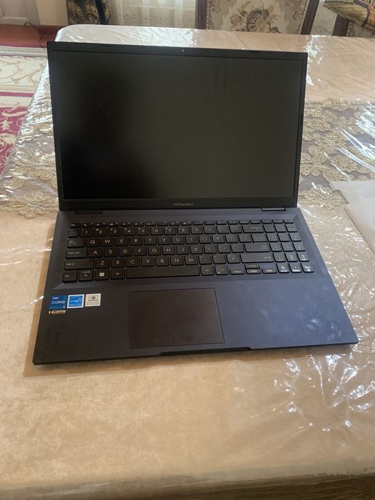 Новый Asus laptop продается