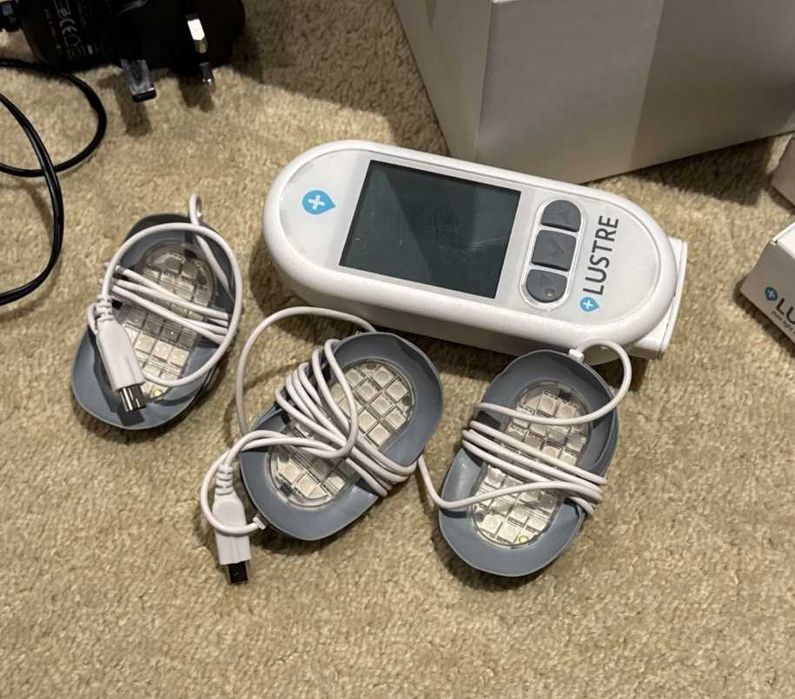 Сбогом АКНЕ! Уред срещу акне LUSTER Pure Light Pro