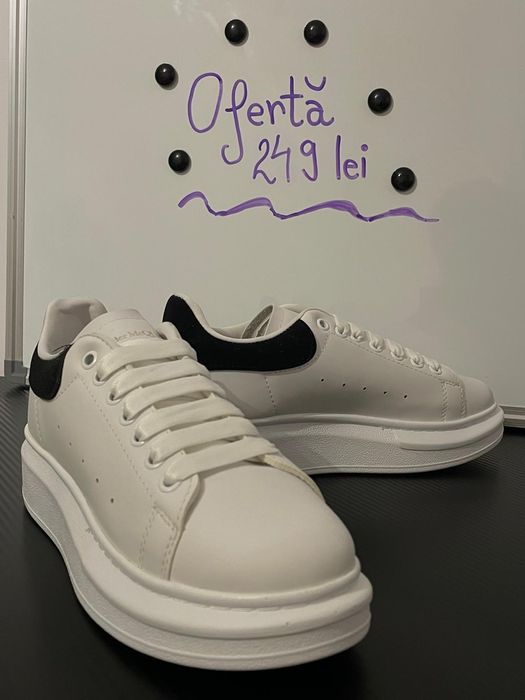 Adidași Alexander McQUEEN la DOAR 249 RON