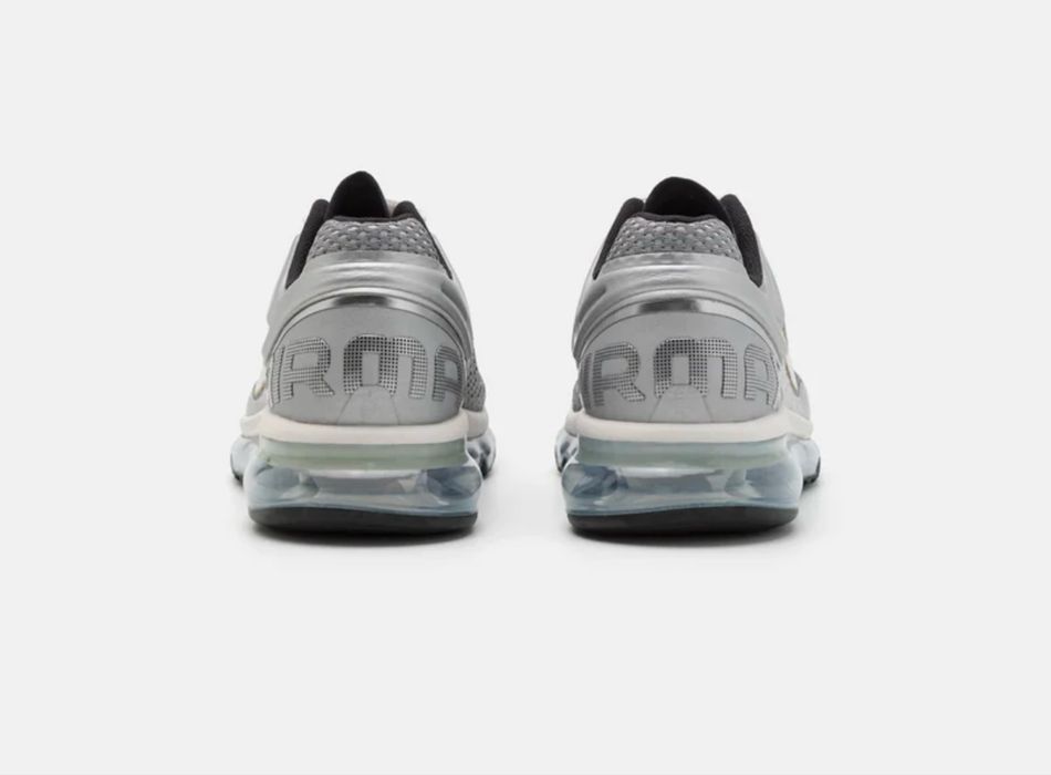 Adidasi Nike Air Max 2013