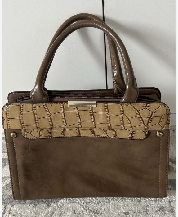 Продаю сумку женскую