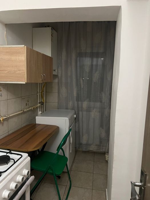 Persoană fizică închiriez garsonieră cf.1 zona Parcului Tineretului