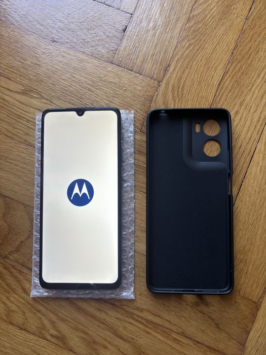 Motorola G06 de 64 Gb Dual Tapestry