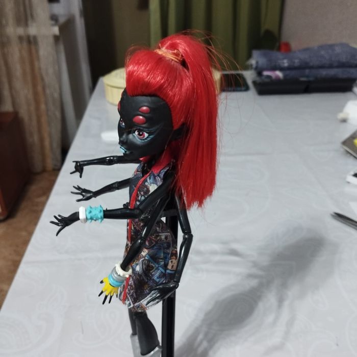 Monster high кукла вайдона