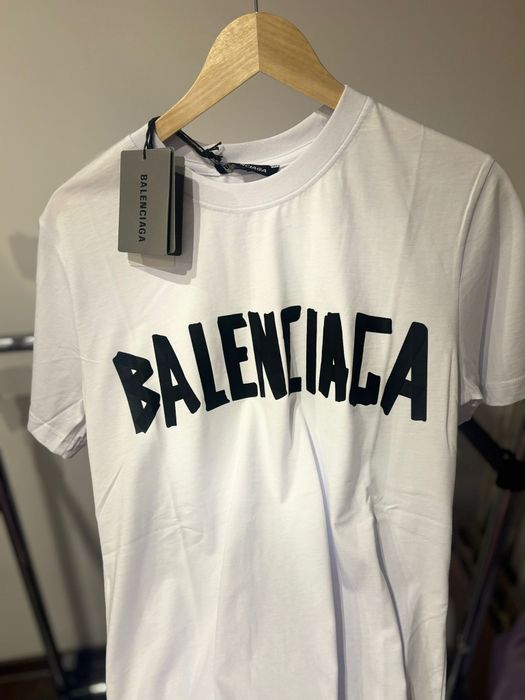 Tricou Balenci alb