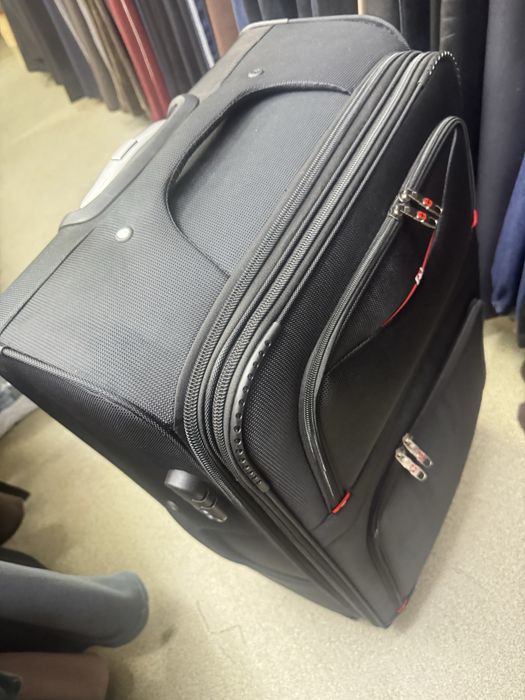 Продаем Чемоданы