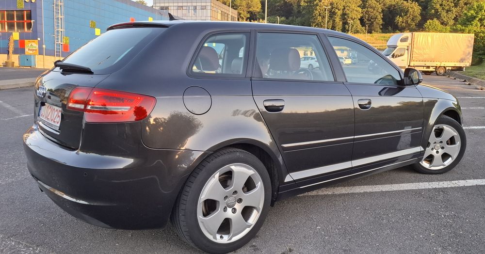 AUDI A3 2010 — imagine 2