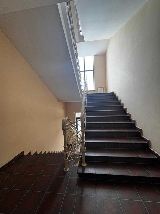 Продам 2х комн кв в клубном доме Батыс