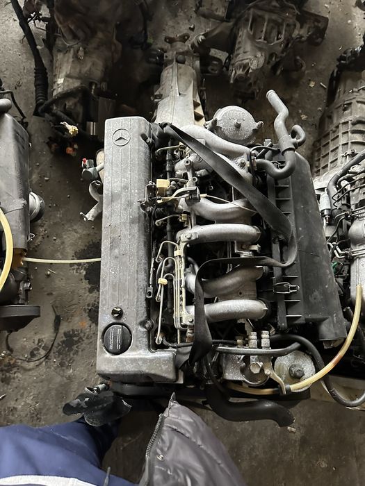 Двигетел мерседес 602 603