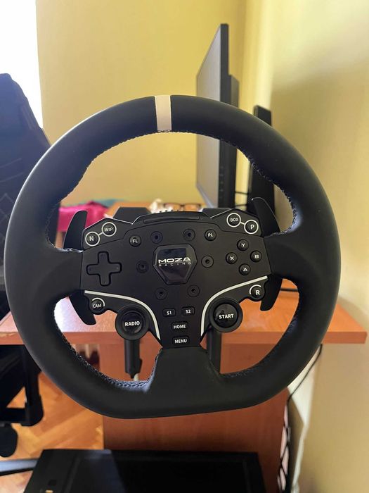 Volan MOZA R5 - Bundle