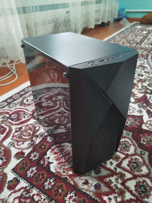 Продам корпус для компьютера