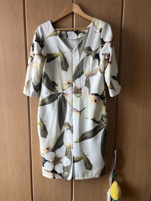 Rochie eleganta cu flori