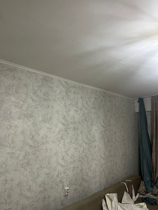 Поклеим обои за рулон 8000