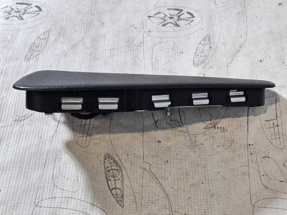 Airbag scaun față dreapta Mercedes-Benz E-Class W212 / C-Class W204 / CLS C218 2009-2016 2015 2.2 CDI 2143cm³ Cod OEM: 2128603502 (5G3)