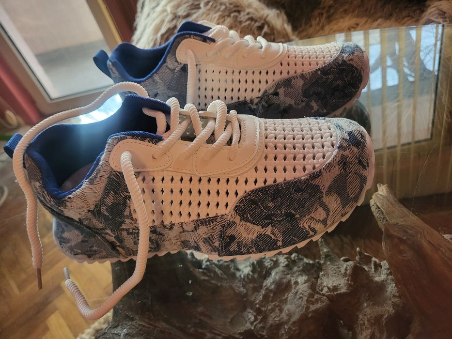 Мъжки нови маратонки