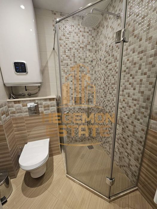 Продава се Двустаен апартамент в Варна, Възраждане 1 - 90 кв.м за 1834 €/кв.м - Снимка #8