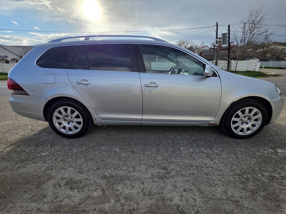 VOLKSWAGEN Golf VI Variant 2010 , 1,6 tdi  105 cp