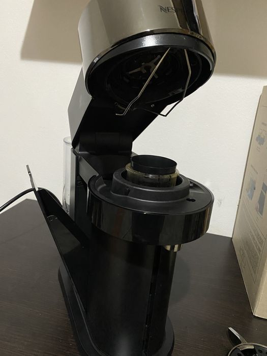 Esspressor Nesspresso by Krups Vertuo Next Deluxe XN910C10