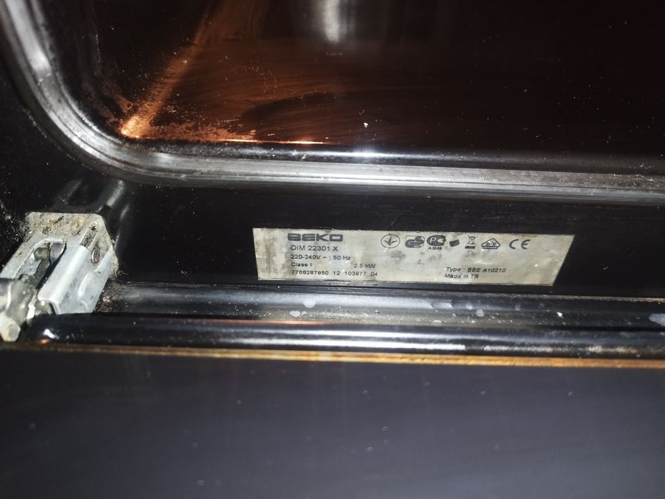 Фурна за вграждане Beko