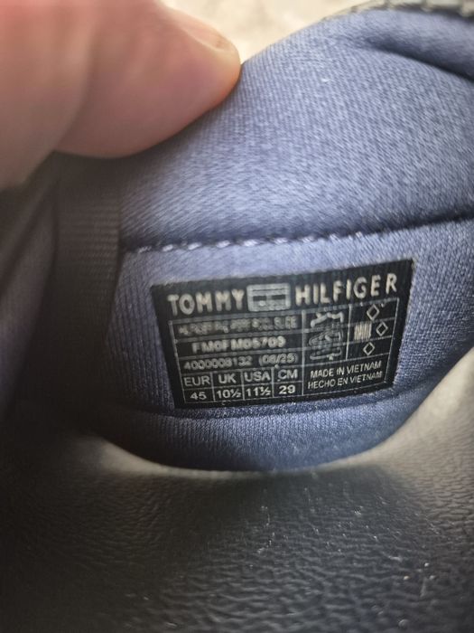 Vand slapi Tommy Hilfiger 45