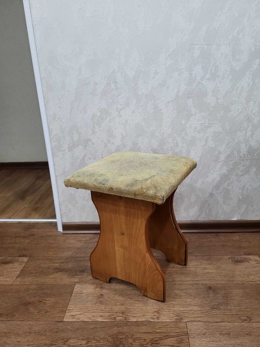 Продам табуретку