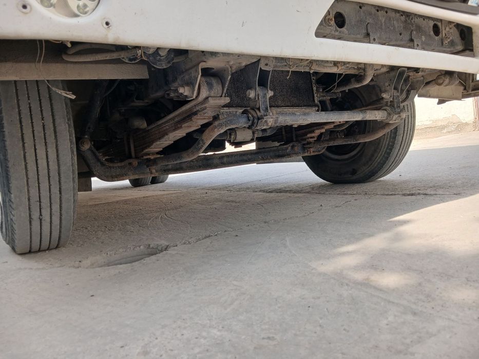 Isuzu aftobusi sotiladi tez va arzon narxlarda