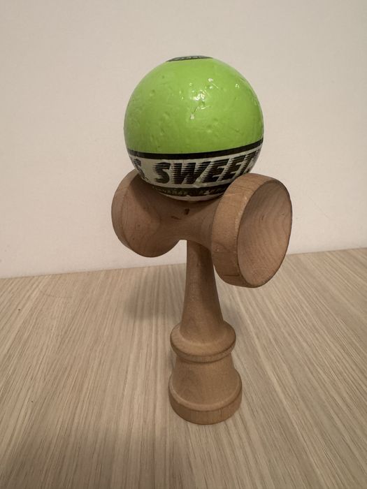 kendama davide cu tama sweets startes
