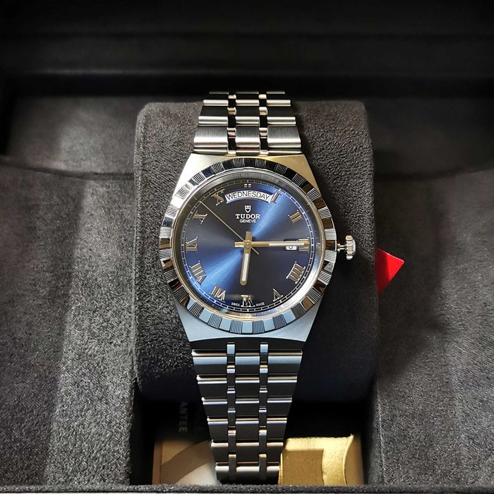 Tudor Royal Date-Day 41 mm M28600-0005