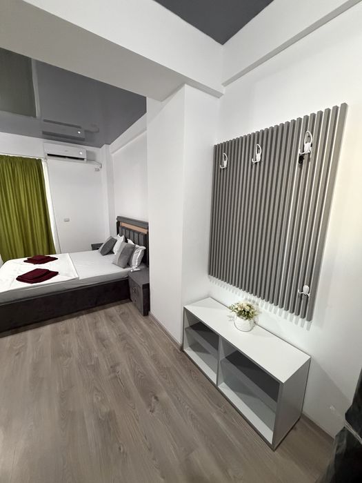 Inchriez apt 1 camera mamaia nord /almar/