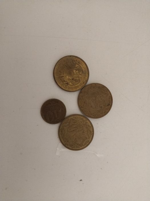 Продам коллекционные монеты