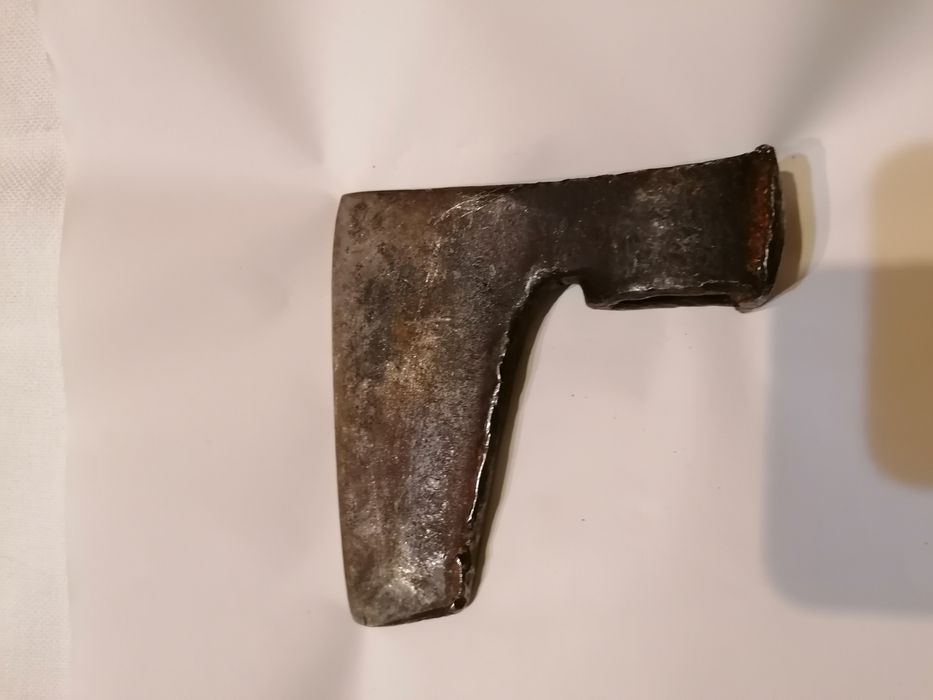 Брадва старинна - здрава