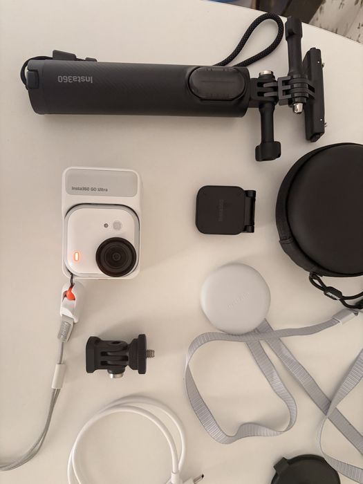 Insta360 GO 3 Ultra 4K Creator Bundle + Insta360 Mic Air