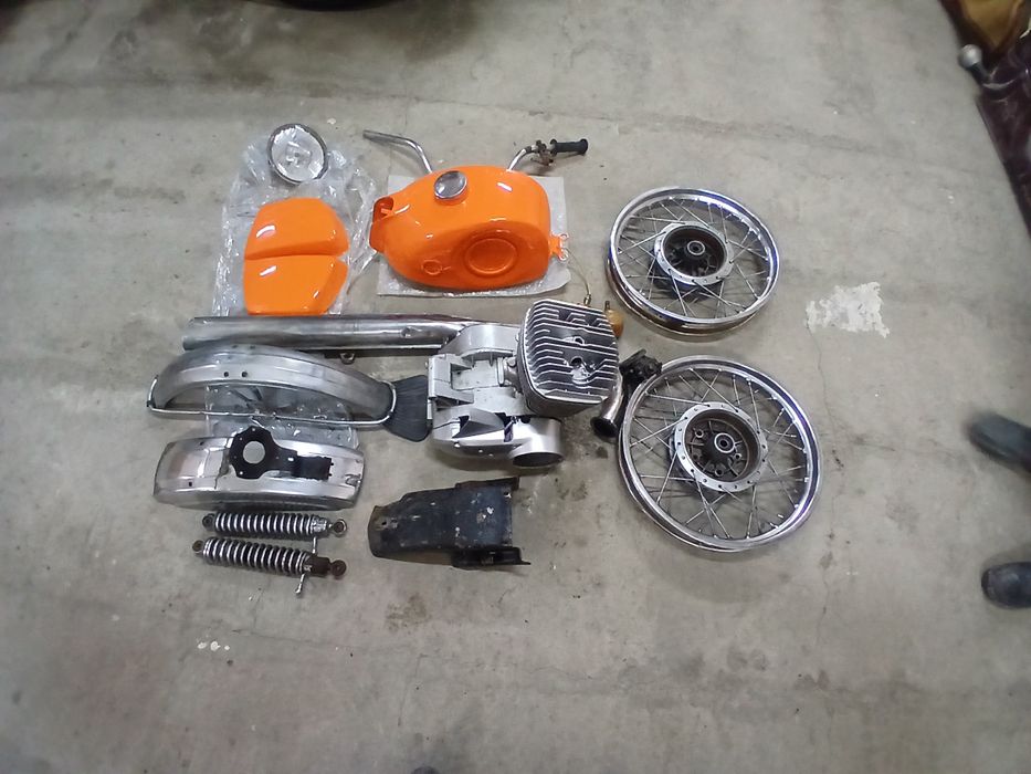 Запчасти на мотоцикл