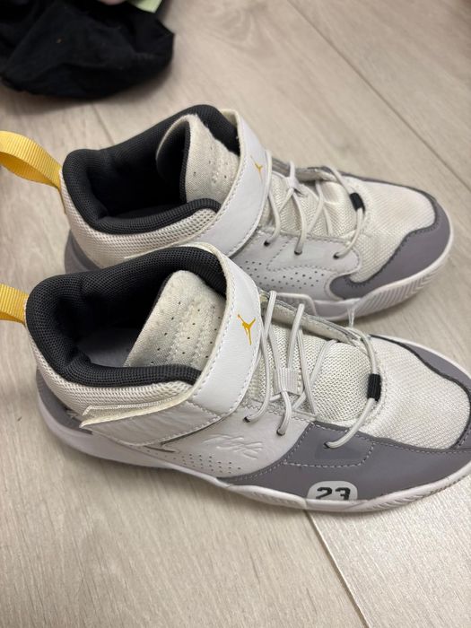 Incaltaminte Jordan 31