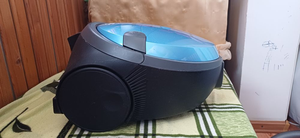 Продам пылесос Samsung