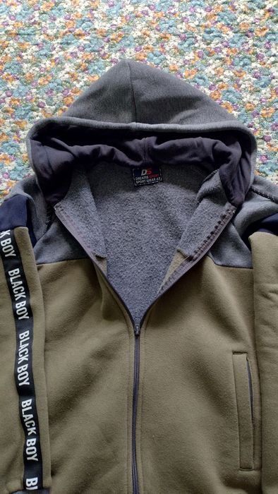 Детски спортен екип