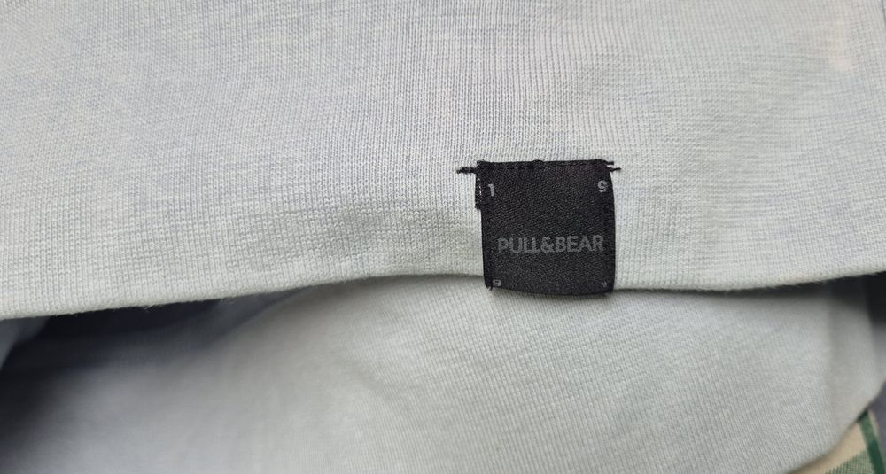 Hanorac Pull&Bear nou