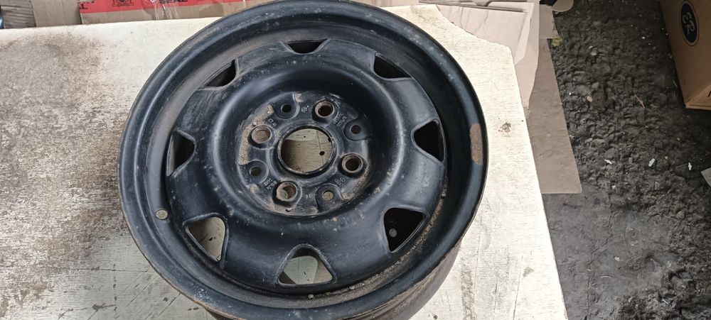 Комплект дисков в хорошем состоянии.