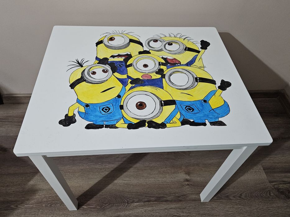 Дървено детско столче и маса