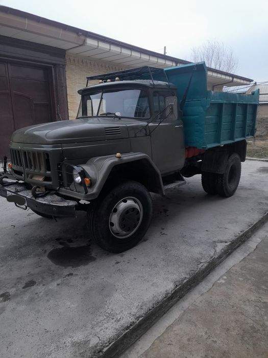 Зил самосвал сотилади