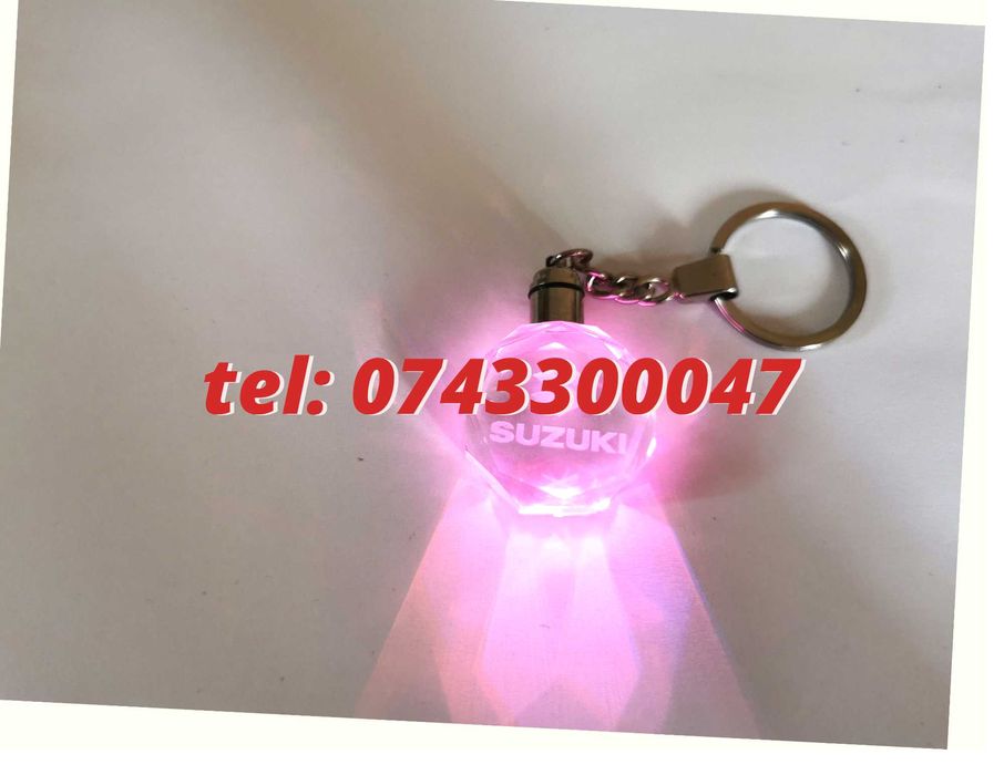 Breloc Sticla Cu Led 6 Culori Suzuki
