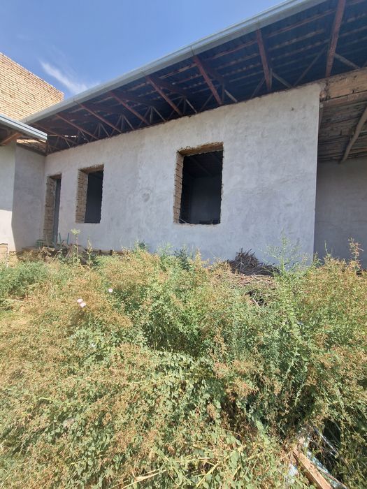 Участка ва ер сотилади