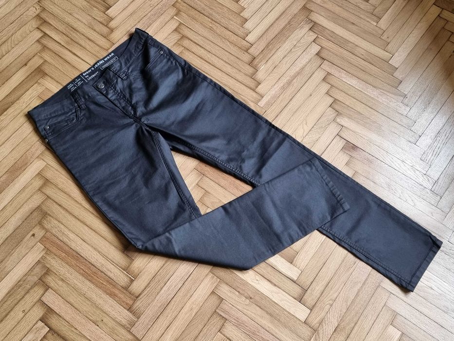 Ginsi barbati marimea S/36, aspect negru lucios
