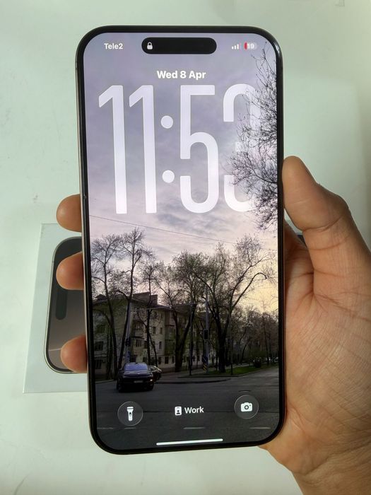 iPhone 16 Pro Max в хорошем состоянии.