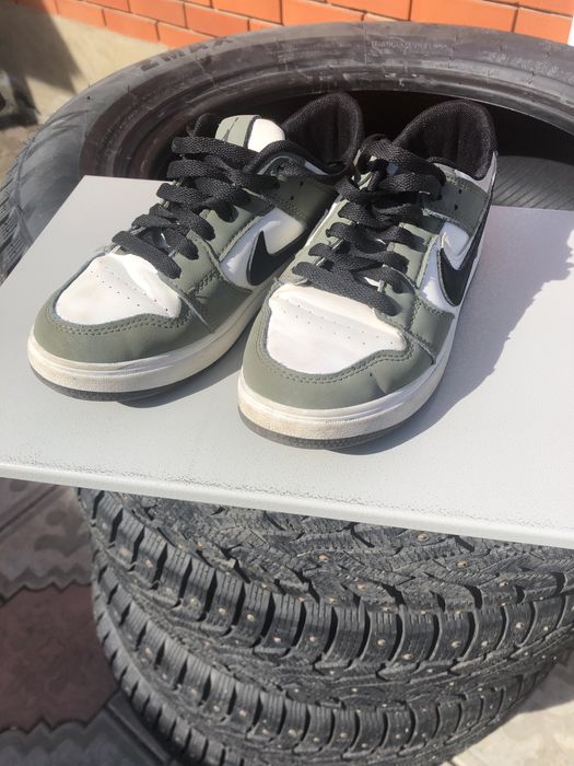 кроссовки nike 35-36 размер